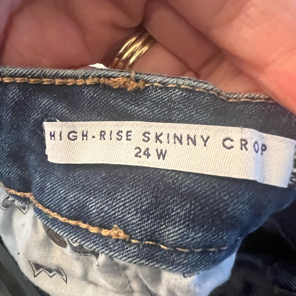 Final Markdown
crown & ivy Blue Ankle Cropped Jeans with Distressed Hem - Picture 6 of 6